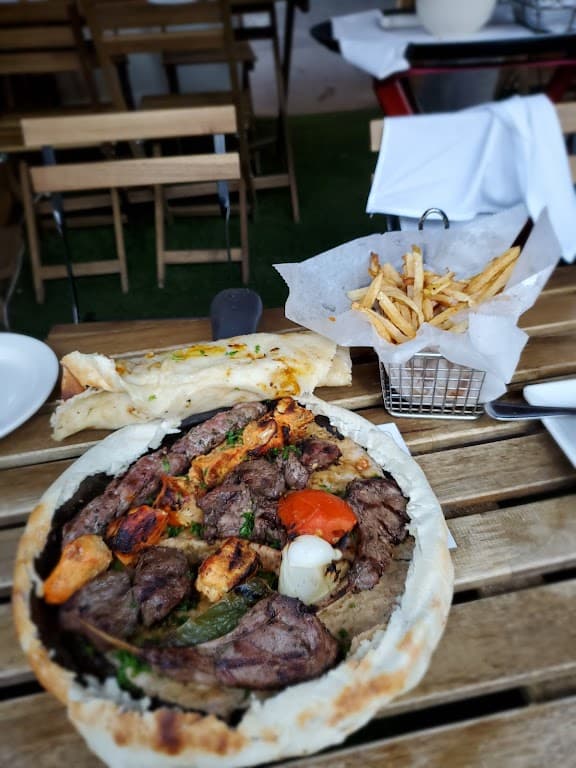 The cheapest happy hours in NYC