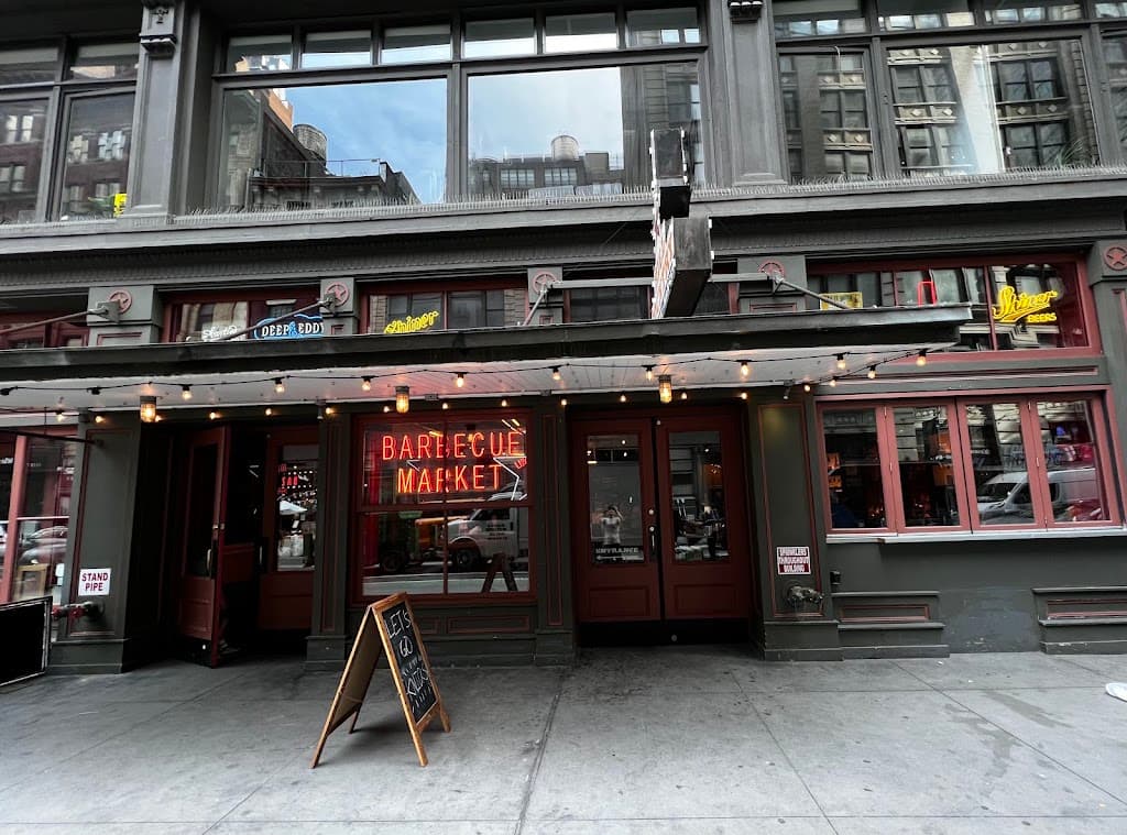 The cheapest happy hours in NYC